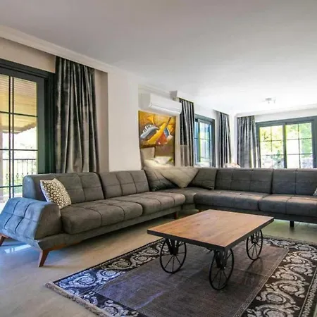 Dadya 3 - With Private Pool In Marmaris Turgut Vilă *