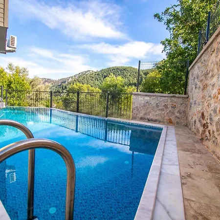 Dadya Villa-3 Marmaris Turgut Oezel Havuzlu * Muğla